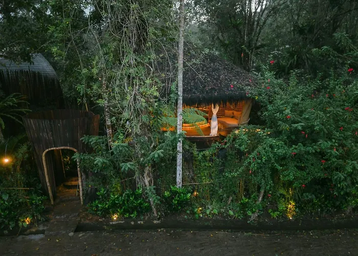 Hideout Eco Bamboo House Bali *