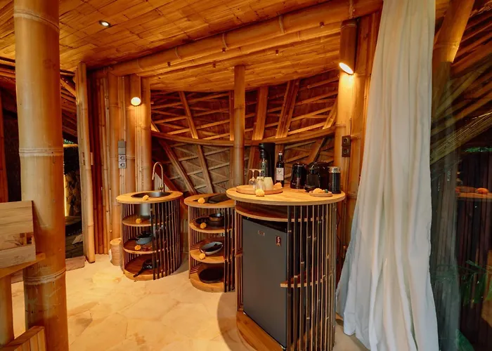 Hideout Eco Bamboo House Bali サイドメン