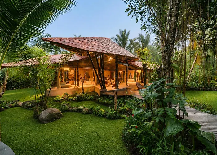 Hideout Eco Bamboo House Bali ヴィラ サイドメン