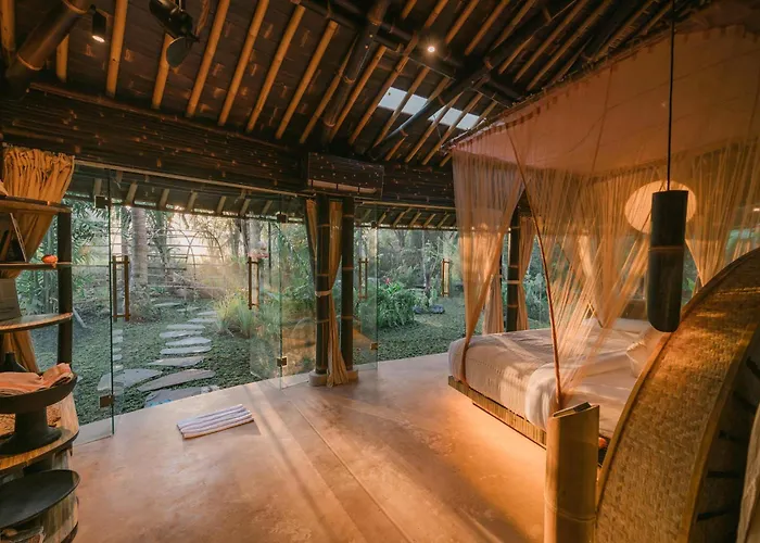 Hideout Eco Bamboo House Bali ヴィラ