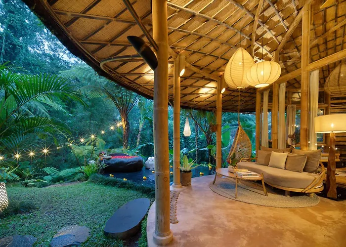 Hideout Eco Bamboo House Bali ヴィラ サイドメン