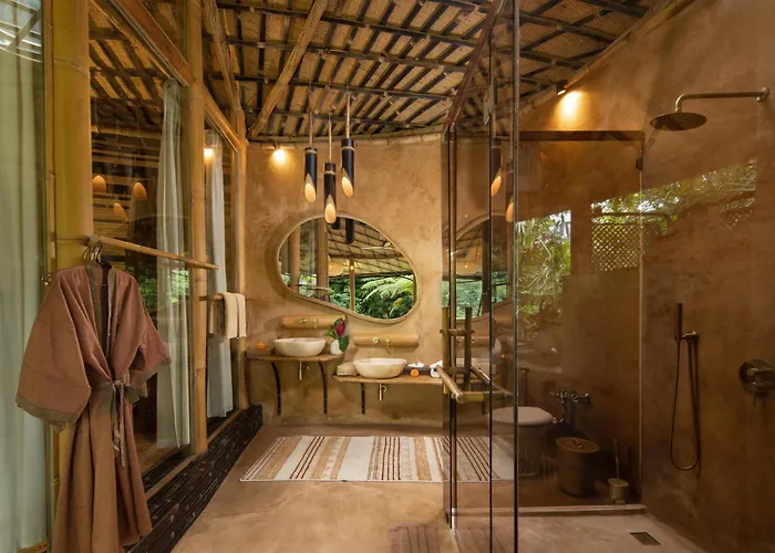 Hideout Eco Bamboo House Bali Villa *