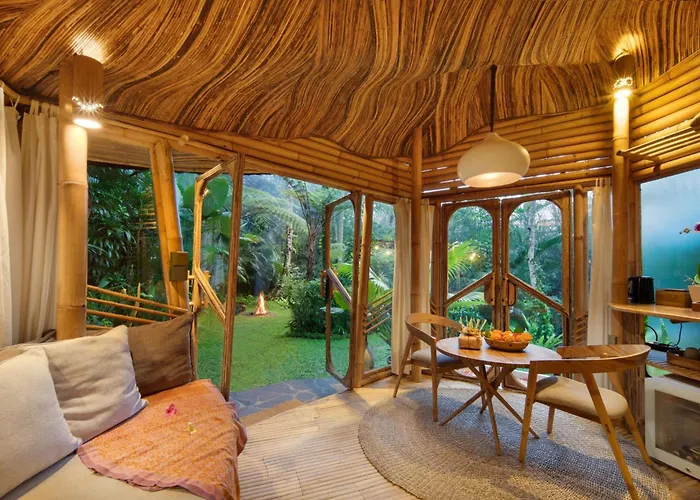 Hideout Eco Bamboo House Bali Villa *