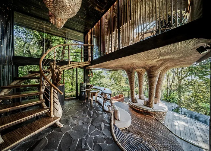 Hideout Eco Bamboo House Bali Villa *